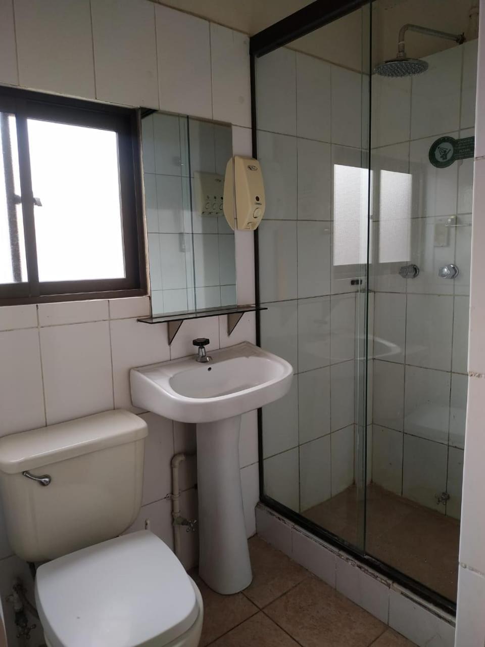 Hostal Terrabella Srl ลาปาซ ภายนอก รูปภาพ